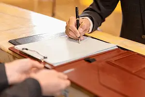 辉瑞公司背景资料介绍